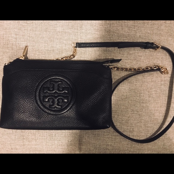 SOLD Tory burch Crossbody - Picture 2 of 6